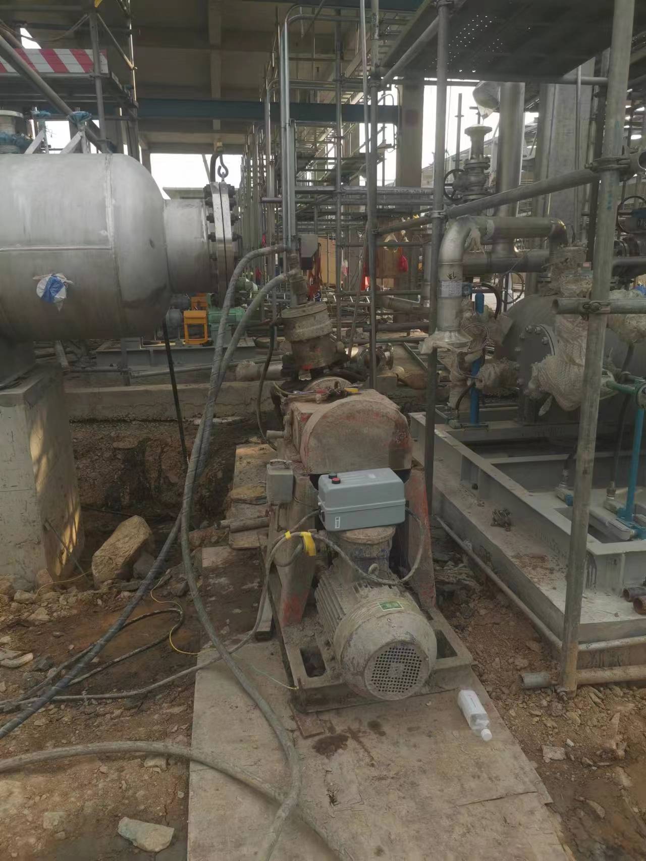 南丰镇厂房基础沉降下沉注浆灌浆加固施工